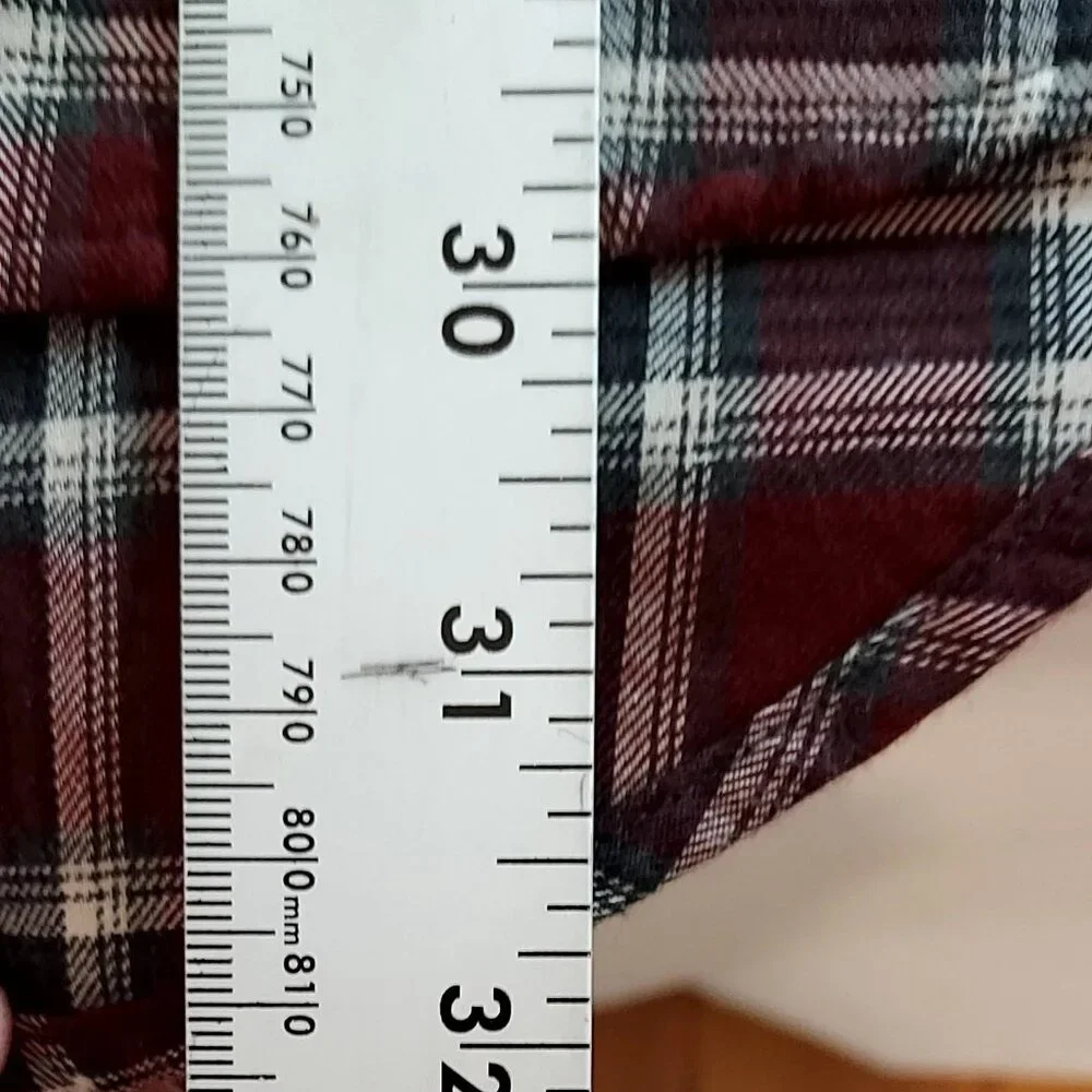 Banana Repulbic Mens Red/Brown/ White Plaid Shirt. SzM Long Sleeve Cabin Outdoor